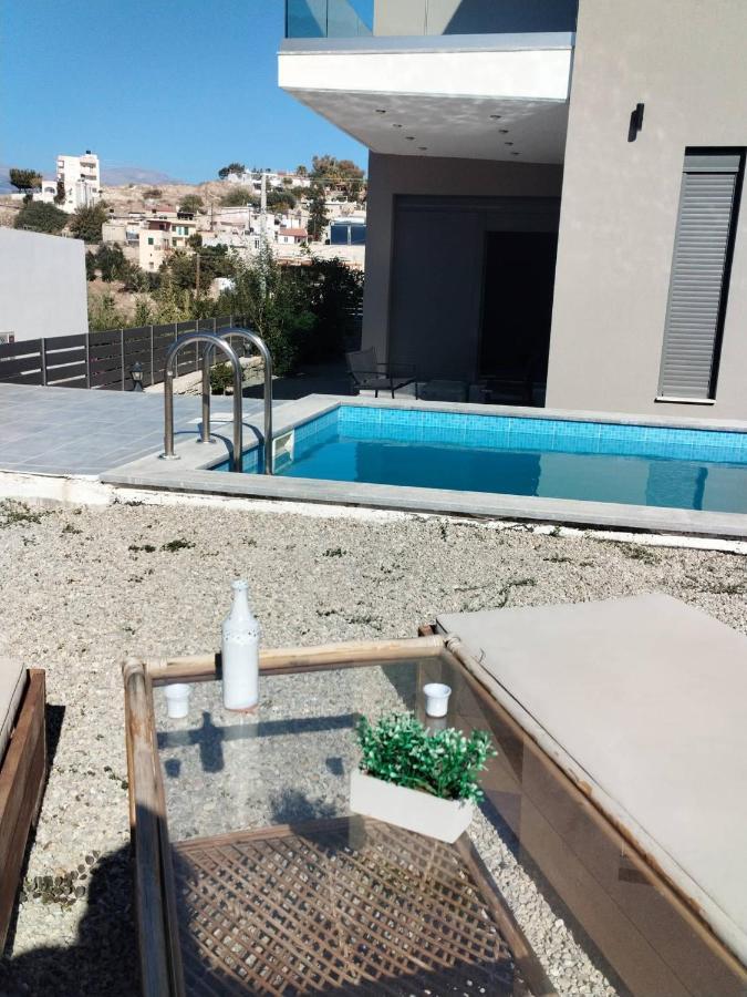 Villa Miron Kamilari Exterior foto