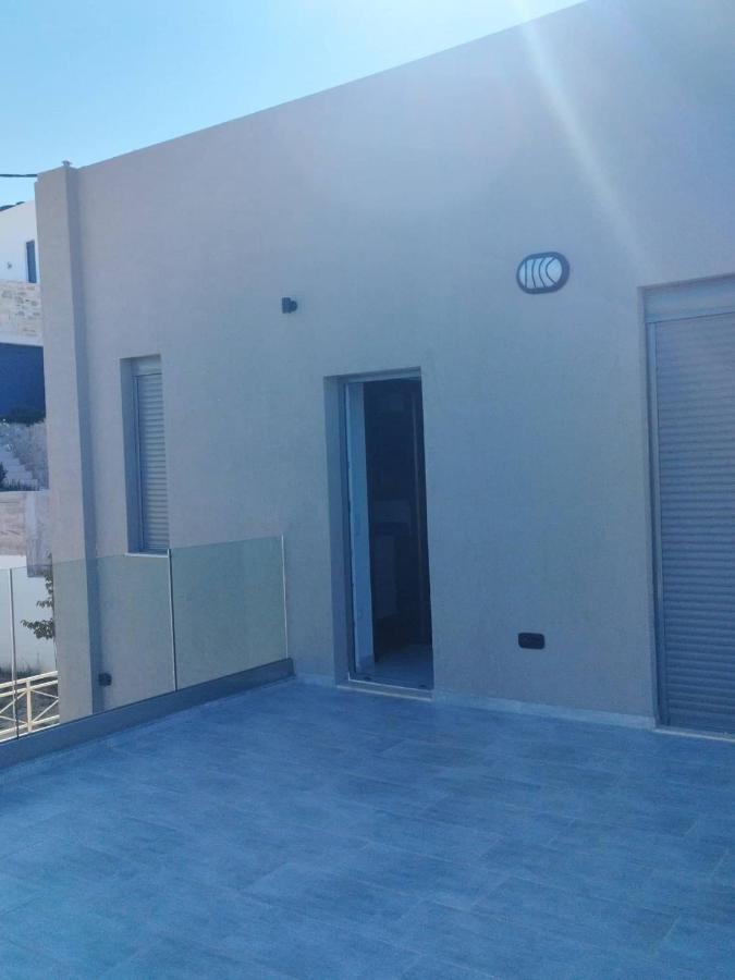 Villa Miron Kamilari Exterior foto